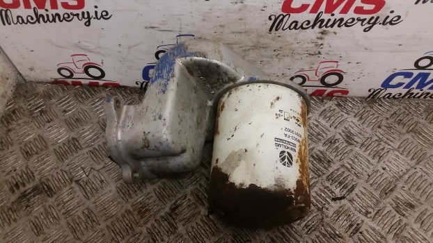Ford Tw 20 Hydraulic Filter Support D8nnl976ac - Filtre hydraulique pour Tracteur agricole: photos 2 Ford Tw 20 Hydraulic Filter Support D8nnl976ac - Filtre hydraulique pour Tracteur agricole: photos 2
