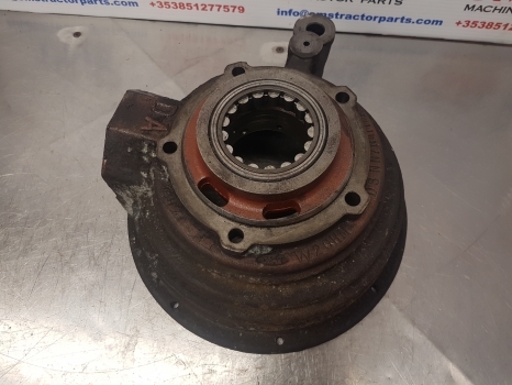 Ford Tw 20 Transmission Housing D8nn7n477ca, D2nn7n477d, 83919106, D8nn7n477da - Boîte de vitesse pour Tracteur agricole: photos 4 Ford Tw 20 Transmission Housing D8nn7n477ca, D2nn7n477d, 83919106, D8nn7n477da - Boîte de vitesse pour Tracteur agricole: photos 4