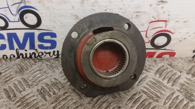 Ford Tw, 30 Series Tw15,tw20 Transmission Retainer D8nn7a284aa, D8nn7050aa - Boîte de vitesse: photos 1 Ford Tw, 30 Series Tw15,tw20 Transmission Retainer D8nn7a284aa, D8nn7050aa - Boîte de vitesse: photos 1