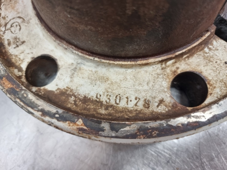Ford Tw15, Tw10, Tw20, Wheel Wedges Pair Welded D6nn1n035a, D9nn1n036aa - Jante pour Tracteur agricole: photos 3 Ford Tw15, Tw10, Tw20, Wheel Wedges Pair Welded D6nn1n035a, D9nn1n036aa - Jante pour Tracteur agricole: photos 3