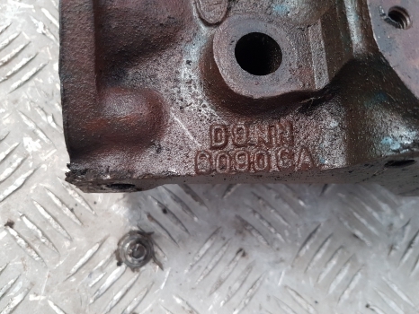Ford Tw20, Tw30, 9700, Engine Head D9nn6090ca, D9nn6049gb, 87802116 - Culasse pour Tracteur agricole: photos 5 Ford Tw20, Tw30, 9700, Engine Head D9nn6090ca, D9nn6049gb, 87802116 - Culasse pour Tracteur agricole: photos 5