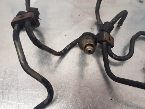 Hyundai Robex R140lc-9a Fuel Line, Pipes Kit Zuac-00387, Zuac-00394 - Préparation du carburant pour Machine agricole: photos 5 Hyundai Robex R140lc-9a Fuel Line, Pipes Kit Zuac-00387, Zuac-00394 - Préparation du carburant pour Machine agricole: photos 5