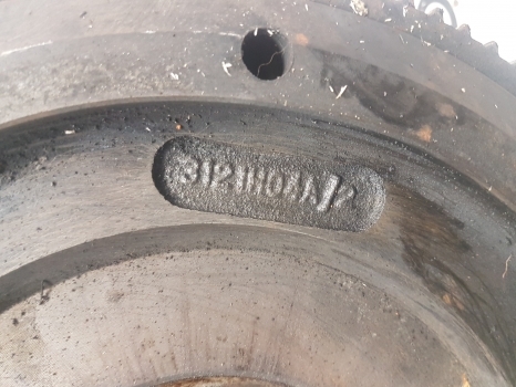 Jcb 2cx, 3cx Aa Perkins 1004-4 Engine Flywheel 02/101737, 02/202564 - Volant moteur pour Tractopelle: photos 2 Jcb 2cx, 3cx Aa Perkins 1004-4 Engine Flywheel 02/101737, 02/202564 - Volant moteur pour Tractopelle: photos 2