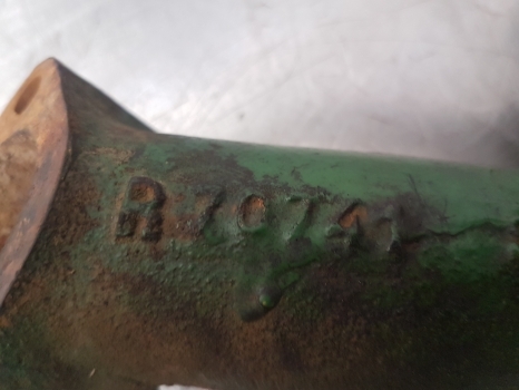 John Deere 2130, 2030, 2240 Thermostat Housing Tube R70741, T18074, T20218 - Thermostat pour Tracteur agricole: photos 3 John Deere 2130, 2030, 2240 Thermostat Housing Tube R70741, T18074, T20218 - Thermostat pour Tracteur agricole: photos 3