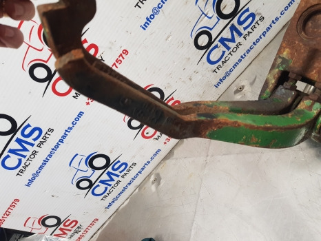 John Deere 30, 40, 50 Ser Brake Master Cylinder L31420, R54979, R54979, Ar63616 - Cylindre de frein pour Machine agricole: photos 4 John Deere 30, 40, 50 Ser Brake Master Cylinder L31420, R54979, R54979, Ar63616 - Cylindre de frein pour Machine agricole: photos 4