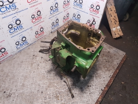 John Deere 3040, 2040, 2140, 1840, 1640 Clutch Housing L33179, Al28740, L39493 - Embrayage et pièces pour Tracteur agricole: photos 2 John Deere 3040, 2040, 2140, 1840, 1640 Clutch Housing L33179, Al28740, L39493 - Embrayage et pièces pour Tracteur agricole: photos 2