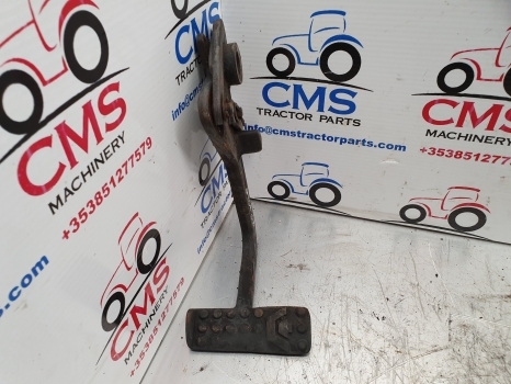 John Deere 3040 Sg2 Clutch Pedal L39085 Al63293, L60581, 24m7047 - Embrayage et pièces pour Tracteur agricole: photos 1 John Deere 3040 Sg2 Clutch Pedal L39085 Al63293, L60581, 24m7047 - Embrayage et pièces pour Tracteur agricole: photos 1