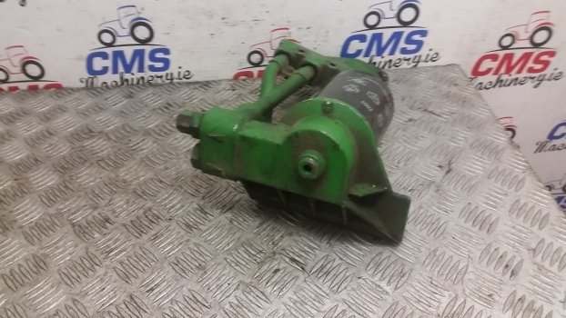 John Deere 6110 Oil Filter Head And Adapter Fitting Re503727, Re519885, R501436 - Filtre à huile pour Tracteur agricole: photos 3 John Deere 6110 Oil Filter Head And Adapter Fitting Re503727, Re519885, R501436 - Filtre à huile pour Tracteur agricole: photos 3