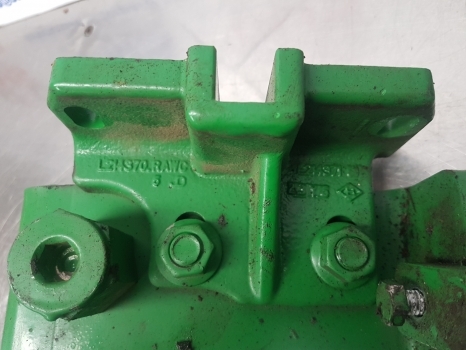 John Deere 6145r, 6r, 6m, Trailer Brake Bracket L215299, L214371, L214074 - Pièces de frein pour Tracteur agricole: photos 3 John Deere 6145r, 6r, 6m, Trailer Brake Bracket L215299, L214371, L214074 - Pièces de frein pour Tracteur agricole: photos 3