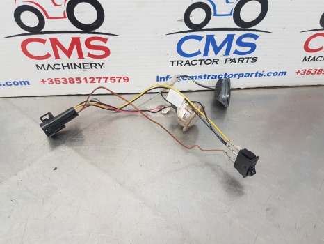 John Deere 6145r, 6r Series, Cab Interior Lights Al154760, Al205771 - Lumière/ Éclairage: photos 1 John Deere 6145r, 6r Series, Cab Interior Lights Al154760, Al205771 - Lumière/ Éclairage: photos 1