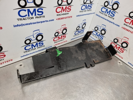 John Deere 6145r, 6r Series, Hydraullic Reservoir Bracket Al203235 - Hydraulique: photos 2 John Deere 6145r, 6r Series, Hydraullic Reservoir Bracket Al203235 - Hydraulique: photos 2
