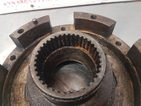 John Deere 6400, 6300, 6500, 7200, 6210 Clucth Drum Re57000, R121040 - Embrayage et pièces pour Tracteur agricole: photos 4 John Deere 6400, 6300, 6500, 7200, 6210 Clucth Drum Re57000, R121040 - Embrayage et pièces pour Tracteur agricole: photos 4