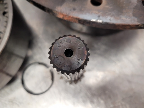 John Deere 6610, 6620 Zf Apl As 2045 Deutz, Same Hub Reduction Kit 4475.406.061 - Essieu avant: photos 3 John Deere 6610, 6620 Zf Apl As 2045 Deutz, Same Hub Reduction Kit 4475.406.061 - Essieu avant: photos 3