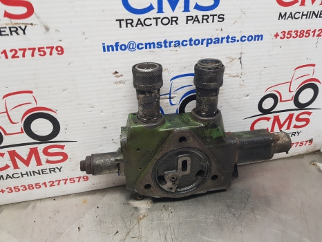 John Deere 6800, 6100 Hydraulic Auxiliary Spool Valve Al75842, Al171118, 8506e - Hydraulique: photos 4 John Deere 6800, 6100 Hydraulic Auxiliary Spool Valve Al75842, Al171118, 8506e - Hydraulique: photos 4