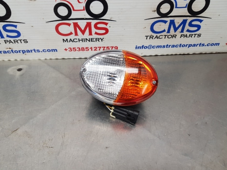 John Deere 6m, 6r, 6030, 5m Indicator Light Rh Al17053 - Lumière/ Éclairage: photos 1 John Deere 6m, 6r, 6030, 5m Indicator Light Rh Al17053 - Lumière/ Éclairage: photos 1