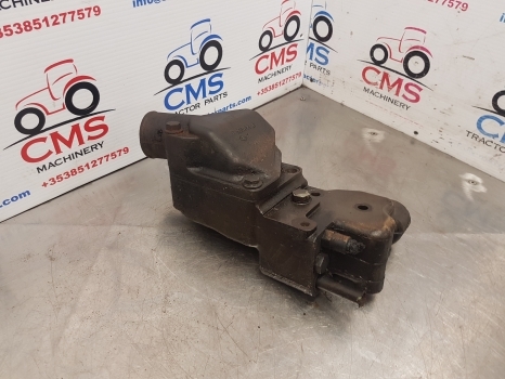 John Deere 7530, 7730, 6630, 6530 Thermostat Housing R522776, R524432 - Thermostat pour Tracteur agricole: photos 4 John Deere 7530, 7730, 6630, 6530 Thermostat Housing R522776, R524432 - Thermostat pour Tracteur agricole: photos 4