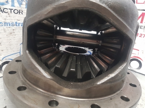 Lamborghini 1106 Same Laser 110 Rear Differential 26935100, 0.269.3510.0 - Différentiel pour Tracteur agricole: photos 2 Lamborghini 1106 Same Laser 110 Rear Differential 26935100, 0.269.3510.0 - Différentiel pour Tracteur agricole: photos 2