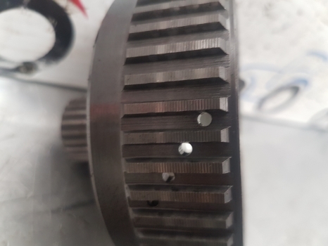 Lamborghini 1106 Same Laser Deutz Agrotrac 110 4wd Pto Gear Hub 0.163.3652.0/20 - Transmission pour Tracteur agricole: photos 3 Lamborghini 1106 Same Laser Deutz Agrotrac 110 4wd Pto Gear Hub 0.163.3652.0/20 - Transmission pour Tracteur agricole: photos 3