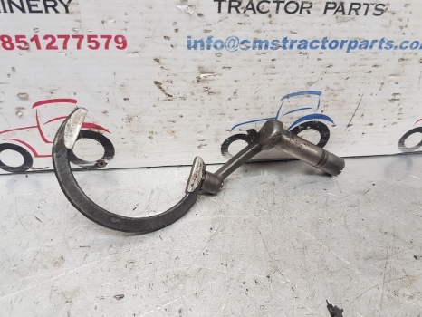 Lamborghini 1106 Same Laser Pto Control Fork 0.269.3653.0/10, 0.188.3659.0/20 - Transmission pour Tracteur agricole: photos 1 Lamborghini 1106 Same Laser Pto Control Fork 0.269.3653.0/10, 0.188.3659.0/20 - Transmission pour Tracteur agricole: photos 1