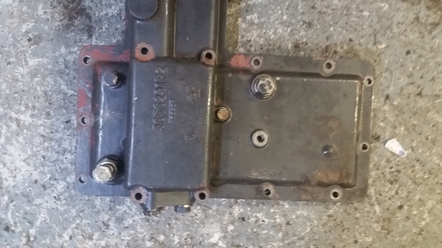 Landini Mythos 115 Transmission Control Cover Assembly 3656231m4, 3656231r2 - Levier de vitesse pour Tracteur agricole: photos 3 Landini Mythos 115 Transmission Control Cover Assembly 3656231m4, 3656231r2 - Levier de vitesse pour Tracteur agricole: photos 3