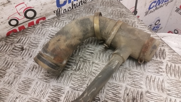 Landini Mythos Series 115 Engine Cooling Radiator Hose 3679229m91 - Radiateur pour Tracteur agricole: photos 3 Landini Mythos Series 115 Engine Cooling Radiator Hose 3679229m91 - Radiateur pour Tracteur agricole: photos 3