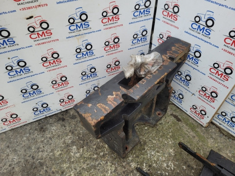 Landini Series 7 Mccormick Mtx, Xtx, X7 Front Weight Carrier 4216787r2, 4216787m2 - Contrepoids: photos 4 Landini Series 7 Mccormick Mtx, Xtx, X7 Front Weight Carrier 4216787r2, 4216787m2 - Contrepoids: photos 4