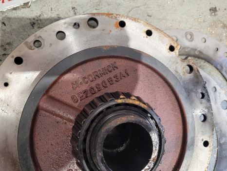 Landini X7-145, X7-185 Mccormick Xtx165, Xtx145 710554a1, 709653a1, 710555a4 - Essieu arrière: photos 4 Landini X7-145, X7-185 Mccormick Xtx165, Xtx145 710554a1, 709653a1, 710555a4 - Essieu arrière: photos 4