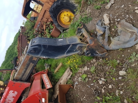 Manitou Mlt 735-120 Lsu Tilt Ram Cylinder 252392, 264802, 238842, 245512, 252392 - Vérin hydraulique pour Chariot télescopique: photos 4 Manitou Mlt 735-120 Lsu Tilt Ram Cylinder 252392, 264802, 238842, 245512, 252392 - Vérin hydraulique pour Chariot télescopique: photos 4