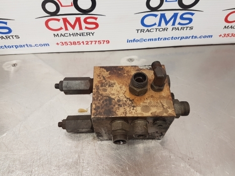 Manitou Mrt 2540, 2150, Mrt-x2150 Hydraulic Distribution Valve 057180030320020 - Valve hydraulique pour Chariot télescopique: photos 1 Manitou Mrt 2540, 2150, Mrt-x2150 Hydraulic Distribution Valve 057180030320020 - Valve hydraulique pour Chariot télescopique: photos 1