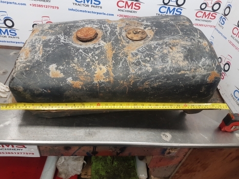 Réservoir de carburant pour Tracteur agricole Massey Ferguson 135, 100series Fuel Tank Original , Check Measurement 1861644m91: photos 9