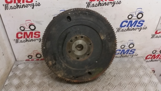 Massey Ferguson 135 Engine Flywheel Assembly 11 Inches Clutch Disc - Volant moteur pour Tracteur agricole: photos 1 Massey Ferguson 135 Engine Flywheel Assembly 11 Inches Clutch Disc - Volant moteur pour Tracteur agricole: photos 1