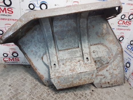 Massey Ferguson 135 Mudguard Rhs 1884878m91 - Aile pour Machine agricole: photos 4 Massey Ferguson 135 Mudguard Rhs 1884878m91 - Aile pour Machine agricole: photos 4