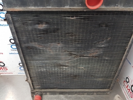 Massey Ferguson 365, 375, 385, 390, 398 Radiator 1695721m2 - Radiateur pour Tracteur agricole: photos 3 Massey Ferguson 365, 375, 385, 390, 398 Radiator 1695721m2 - Radiateur pour Tracteur agricole: photos 3