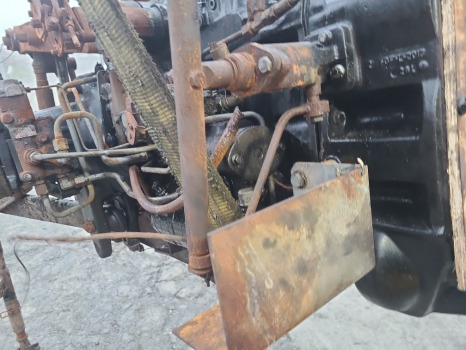 Massey Ferguson 4255 Rear Axle Centre Housing - Essieu arrière pour Machine agricole: photos 3 Massey Ferguson 4255 Rear Axle Centre Housing - Essieu arrière pour Machine agricole: photos 3