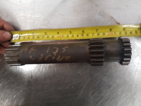 Massey Ferguson 50,135,150, 235, 595, 275, 290 Rear Pto Drive Shaft 886366m91 - Demi arbre pour Tracteur agricole: photos 5 Massey Ferguson 50,135,150, 235, 595, 275, 290 Rear Pto Drive Shaft 886366m91 - Demi arbre pour Tracteur agricole: photos 5