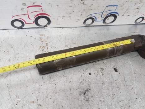 Massey Ferguson 50 Hx Front Axle Pin - Essieu avant pour Tractopelle: photos 4 Massey Ferguson 50 Hx Front Axle Pin - Essieu avant pour Tractopelle: photos 4