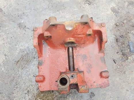Massey Ferguson 50b, 100, 200, 300, 500 Series Front Axle Casting 1684290m1 - Moyeu pour Tractopelle: photos 1 Massey Ferguson 50b, 100, 200, 300, 500 Series Front Axle Casting 1684290m1 - Moyeu pour Tractopelle: photos 1