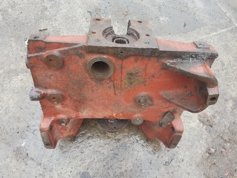 Massey Ferguson 50b, 100, 200, 300, 500 Series Front Axle Casting 1684290m1 - Moyeu pour Tractopelle: photos 5 Massey Ferguson 50b, 100, 200, 300, 500 Series Front Axle Casting 1684290m1 - Moyeu pour Tractopelle: photos 5