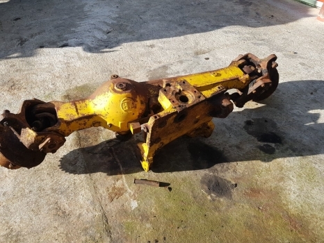 Massey Ferguson 50b, 50h Zf Fwd Front Axle Complete - Essieu avant pour Tractopelle: photos 1 Massey Ferguson 50b, 50h Zf Fwd Front Axle Complete - Essieu avant pour Tractopelle: photos 1