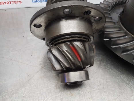 Massey Ferguson 50b Rear Axle Bevel Gear And Differential 000000 - Différentiel pour Tracteur agricole: photos 3 Massey Ferguson 50b Rear Axle Bevel Gear And Differential 000000 - Différentiel pour Tracteur agricole: photos 3