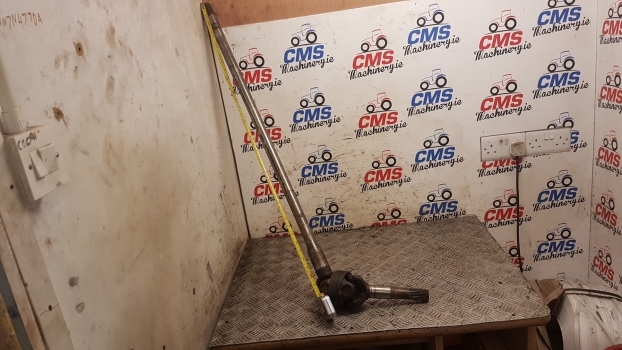 Massey Ferguson 50hx, 50b Front Axle Drive Shaft - Demi arbre pour Tractopelle: photos 1 Massey Ferguson 50hx, 50b Front Axle Drive Shaft - Demi arbre pour Tractopelle: photos 1
