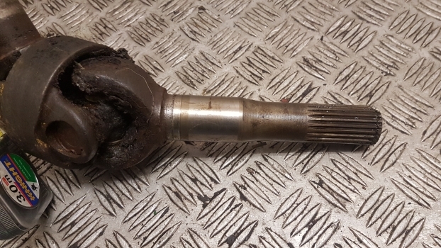 Massey Ferguson 50hx, 50b Front Axle Drive Shaft - Demi arbre pour Tractopelle: photos 3 Massey Ferguson 50hx, 50b Front Axle Drive Shaft - Demi arbre pour Tractopelle: photos 3