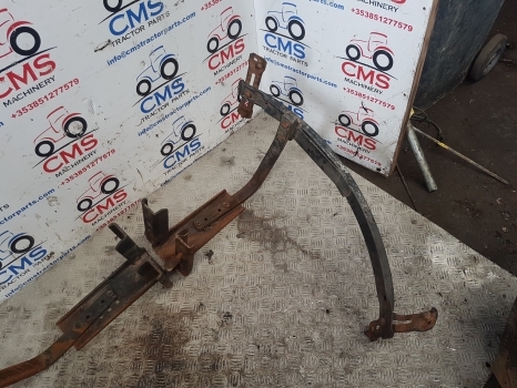 Massey Ferguson 5450, 5420 Front Axle Mudguard Fender Frame Pair 4353084m91 - Aile pour Tracteur agricole: photos 2 Massey Ferguson 5450, 5420 Front Axle Mudguard Fender Frame Pair 4353084m91 - Aile pour Tracteur agricole: photos 2