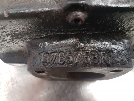 Massey Ferguson 5455, 5425, 5435 Front Steering Knuckle Spindle Rhs 3765753r1 - Fusée d'essieu pour Tracteur agricole: photos 3 Massey Ferguson 5455, 5425, 5435 Front Steering Knuckle Spindle Rhs 3765753r1 - Fusée d'essieu pour Tracteur agricole: photos 3
