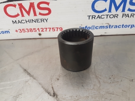 Massey Ferguson 5455 Sleeverear Axle Differential 3382121m3 - Différentiel pour Tracteur agricole: photos 1 Massey Ferguson 5455 Sleeverear Axle Differential 3382121m3 - Différentiel pour Tracteur agricole: photos 1