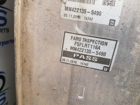 Massey Ferguson 5612, 5600 Series, Engine Water Cooler And Air Cooler 4375665m1 - Radiateur: photos 3 Massey Ferguson 5612, 5600 Series, Engine Water Cooler And Air Cooler 4375665m1 - Radiateur: photos 3