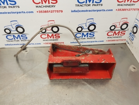 Massey Ferguson 575, 565, 590 Light Housing Right 2525778k1 - Lumière/ Éclairage pour Tracteur agricole: photos 4 Massey Ferguson 575, 565, 590 Light Housing Right 2525778k1 - Lumière/ Éclairage pour Tracteur agricole: photos 4