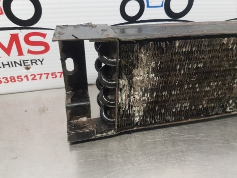 Massey Ferguson 6150, 6160, 6130, 3050, 3060, 3115, 3120, Oil Cooler 3583351m1 - Radiateur pour Tracteur agricole: photos 3 Massey Ferguson 6150, 6160, 6130, 3050, 3060, 3115, 3120, Oil Cooler 3583351m1 - Radiateur pour Tracteur agricole: photos 3