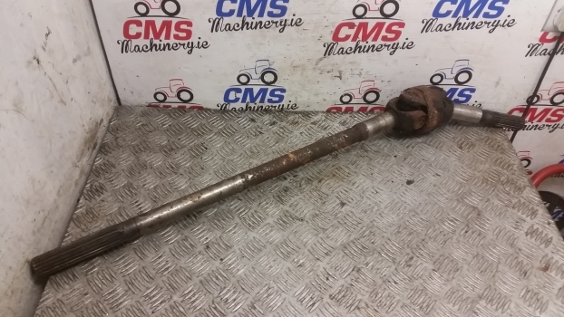 Massey Ferguson 6150, 6160 Front Axle Drive Shaft Left 3764047m91 - Demi arbre pour Tracteur agricole: photos 1 Massey Ferguson 6150, 6160 Front Axle Drive Shaft Left 3764047m91 - Demi arbre pour Tracteur agricole: photos 1