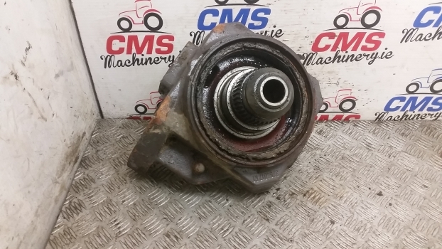 Massey Ferguson 6150, 6160 Swivel Housing Right 3764016m91, 3764017r1 - Fusée d'essieu pour Tracteur agricole: photos 1 Massey Ferguson 6150, 6160 Swivel Housing Right 3764016m91, 3764017r1 - Fusée d'essieu pour Tracteur agricole: photos 1
